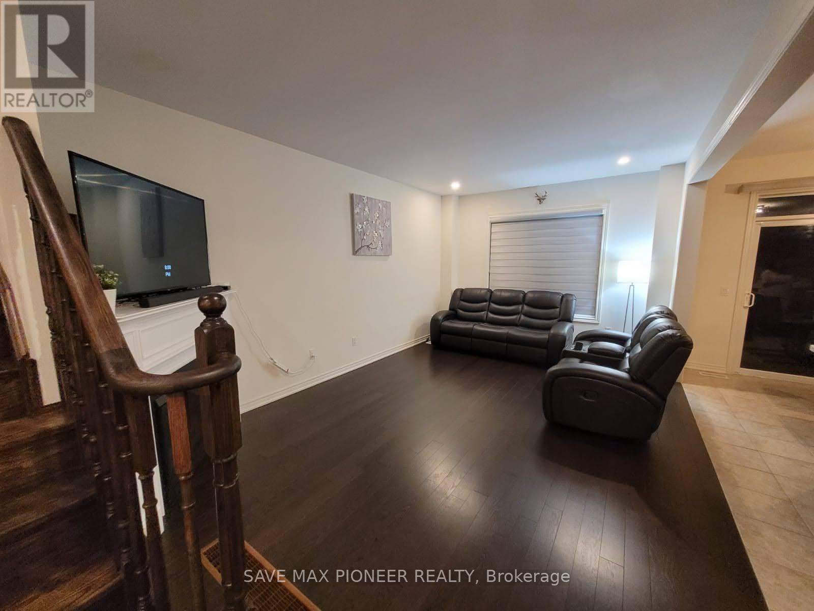 11 Ivor Crescent N, Brampton, Ontario  L7A 4L5 - Photo 30 - W12890546