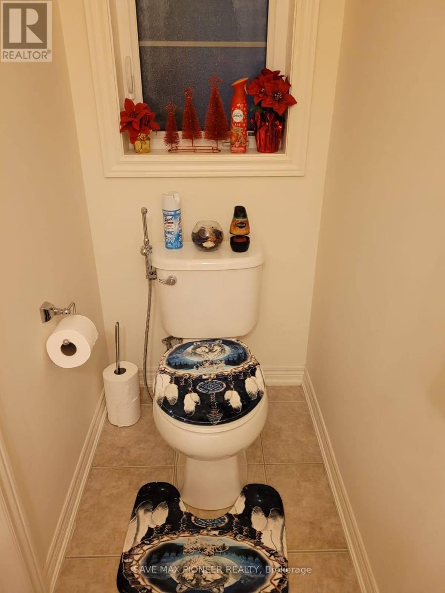 11 Ivor Crescent N, Brampton, Ontario  L7A 4L5 - Photo 32 - W12890546