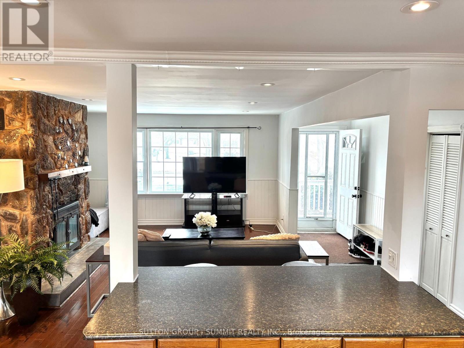 2958 King Street, Caledon, Ontario  L7C 0R3 - Photo 10 - W12890656