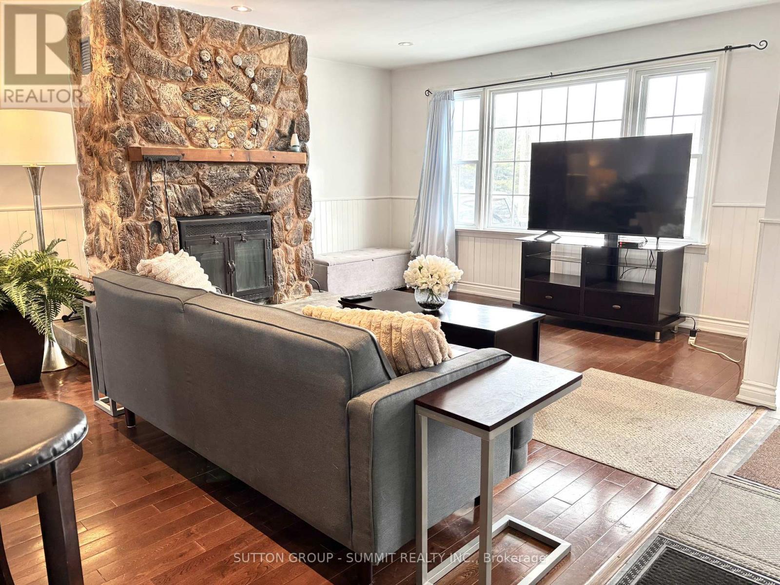 2958 King Street, Caledon, Ontario  L7C 0R3 - Photo 4 - W12890656