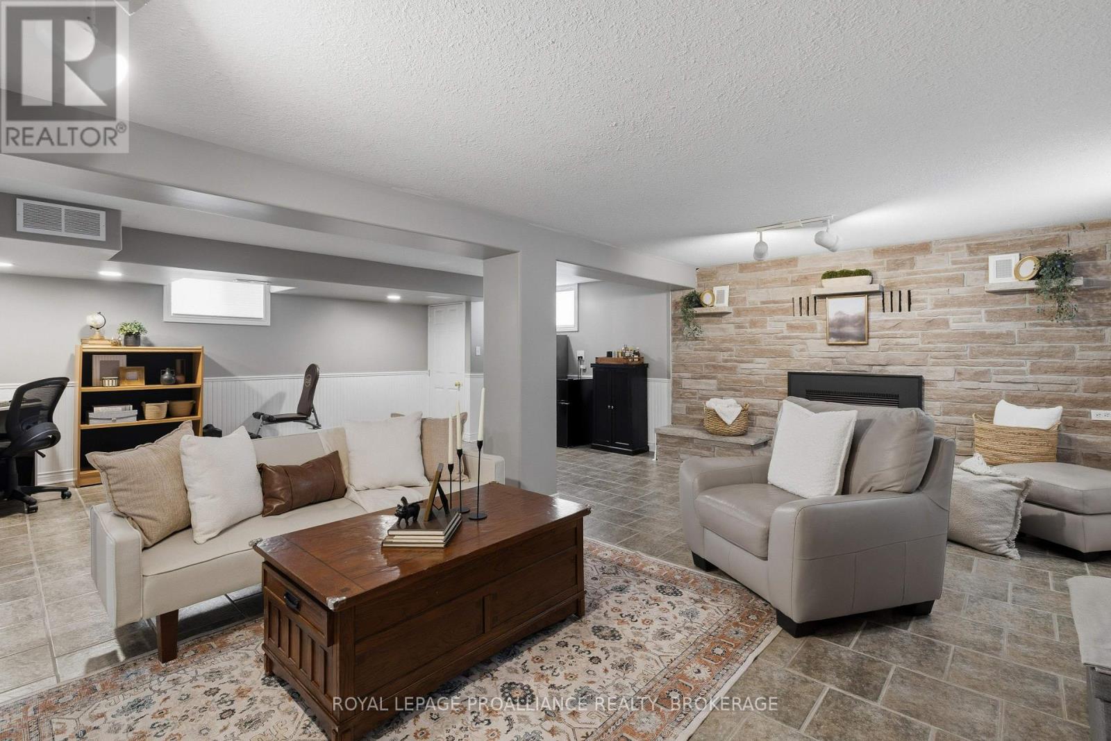 502 Mcewen Drive, Kingston, Ontario  K7M 3W7 - Photo 28 - X12890572