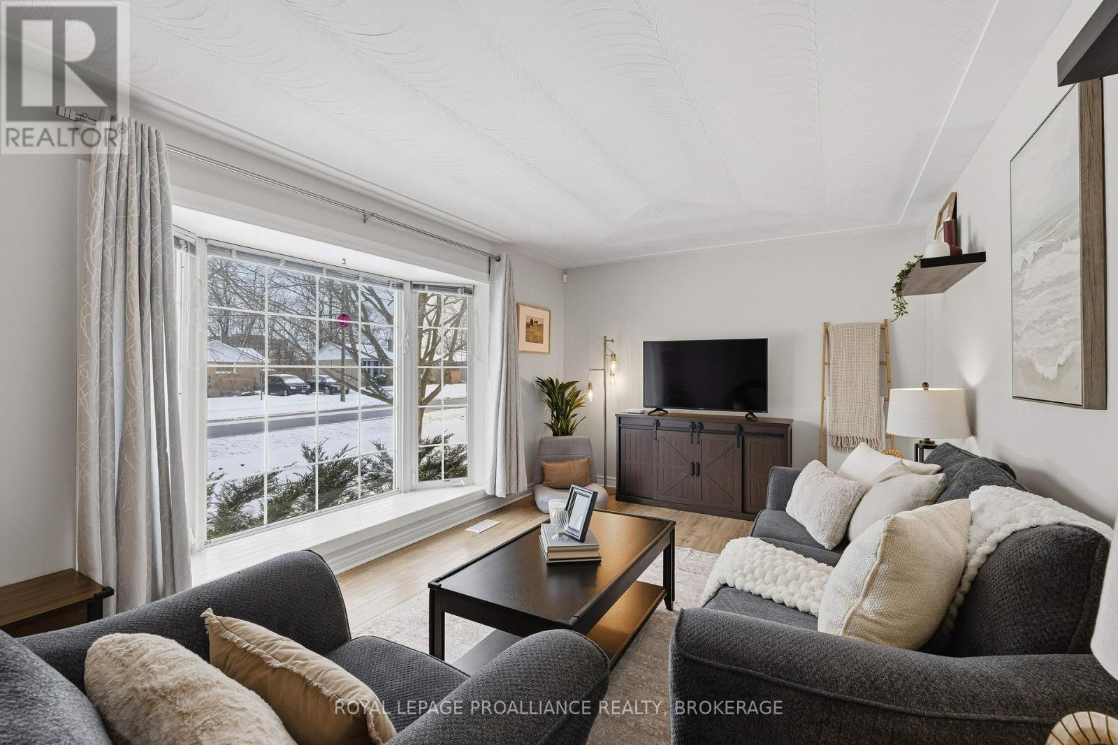 502 Mcewen Drive, Kingston, Ontario  K7M 3W7 - Photo 7 - X12890572