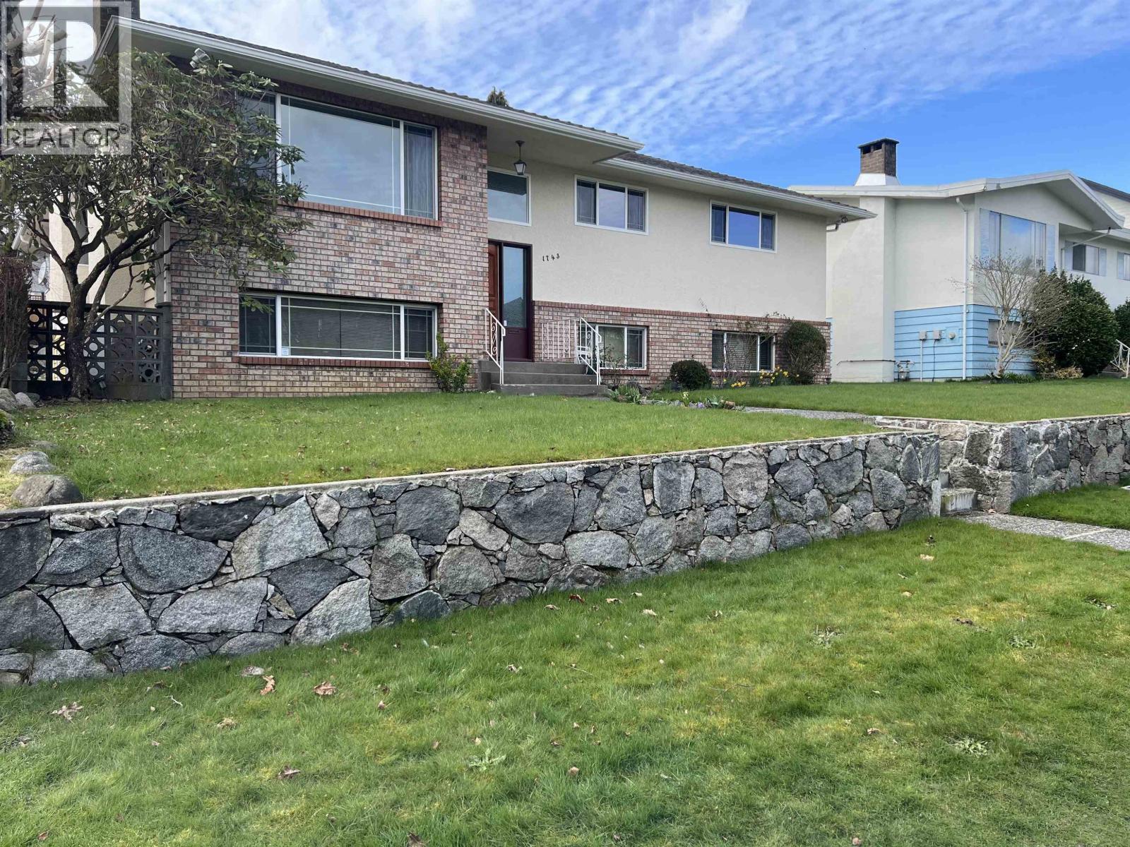 1743 TARALAWN COURT, Burnaby, British Columbia