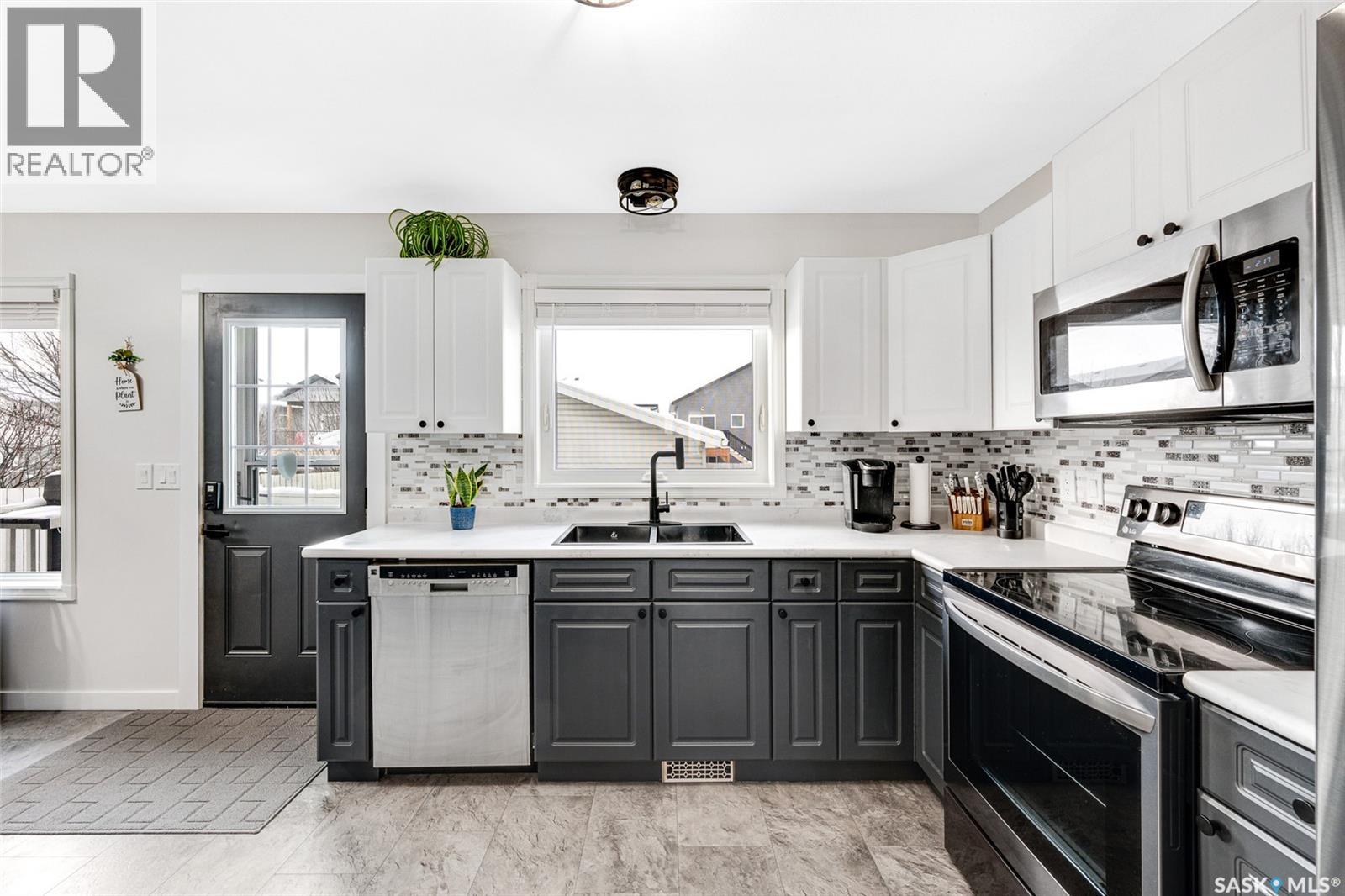 427 Carter Way, Saskatoon, Saskatchewan  S7L 7J1 - Photo 7 - SK030613