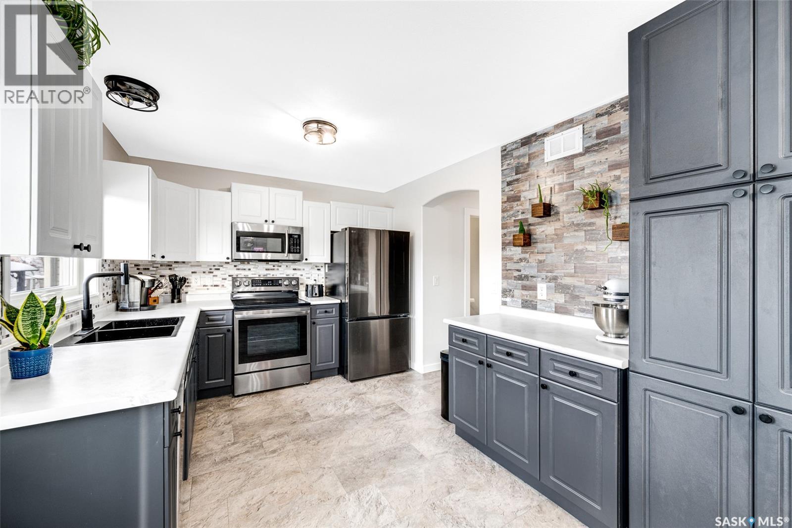 427 Carter Way, Saskatoon, Saskatchewan  S7L 7J1 - Photo 9 - SK030613