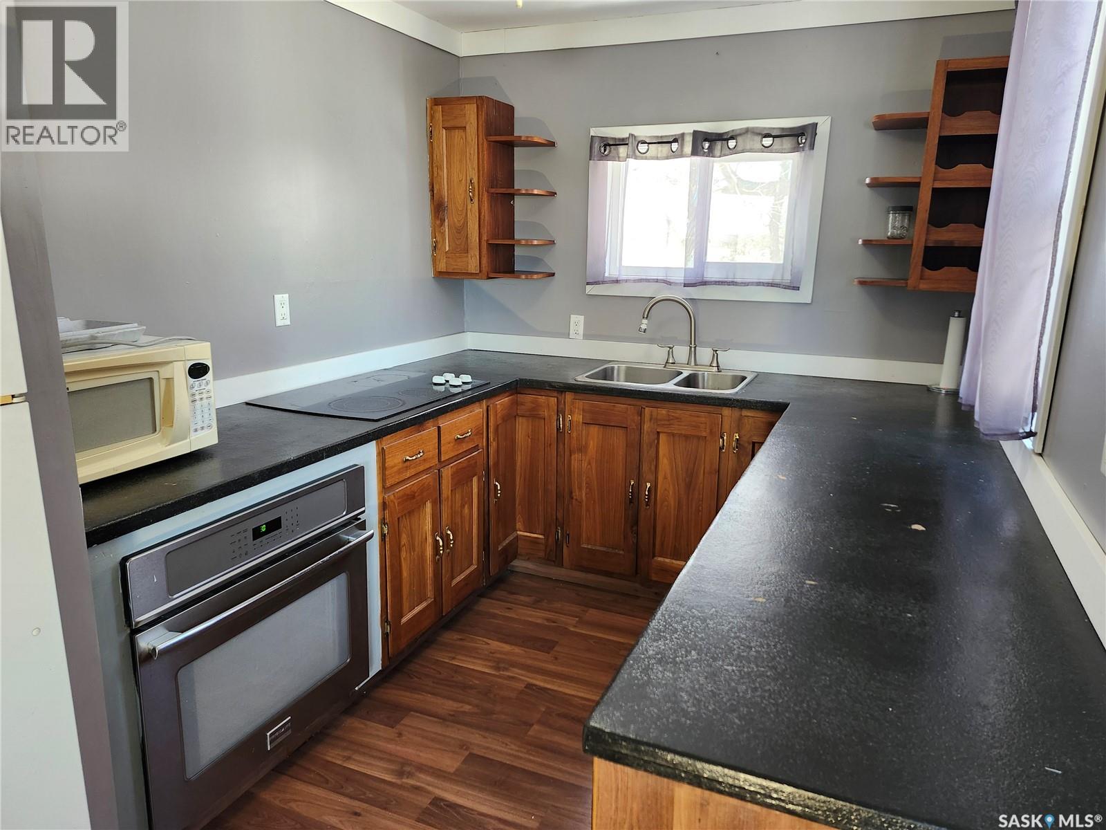 7 Park Street, Yarbo, Saskatchewan  S0A 4V0 - Photo 11 - SK030605