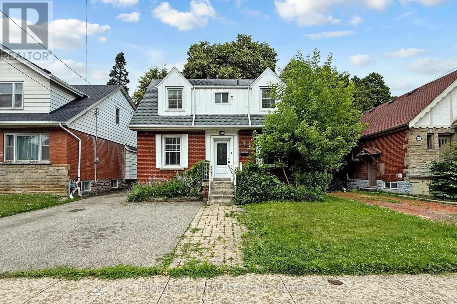 88 ARKELL STREET, Hamilton, Ontario