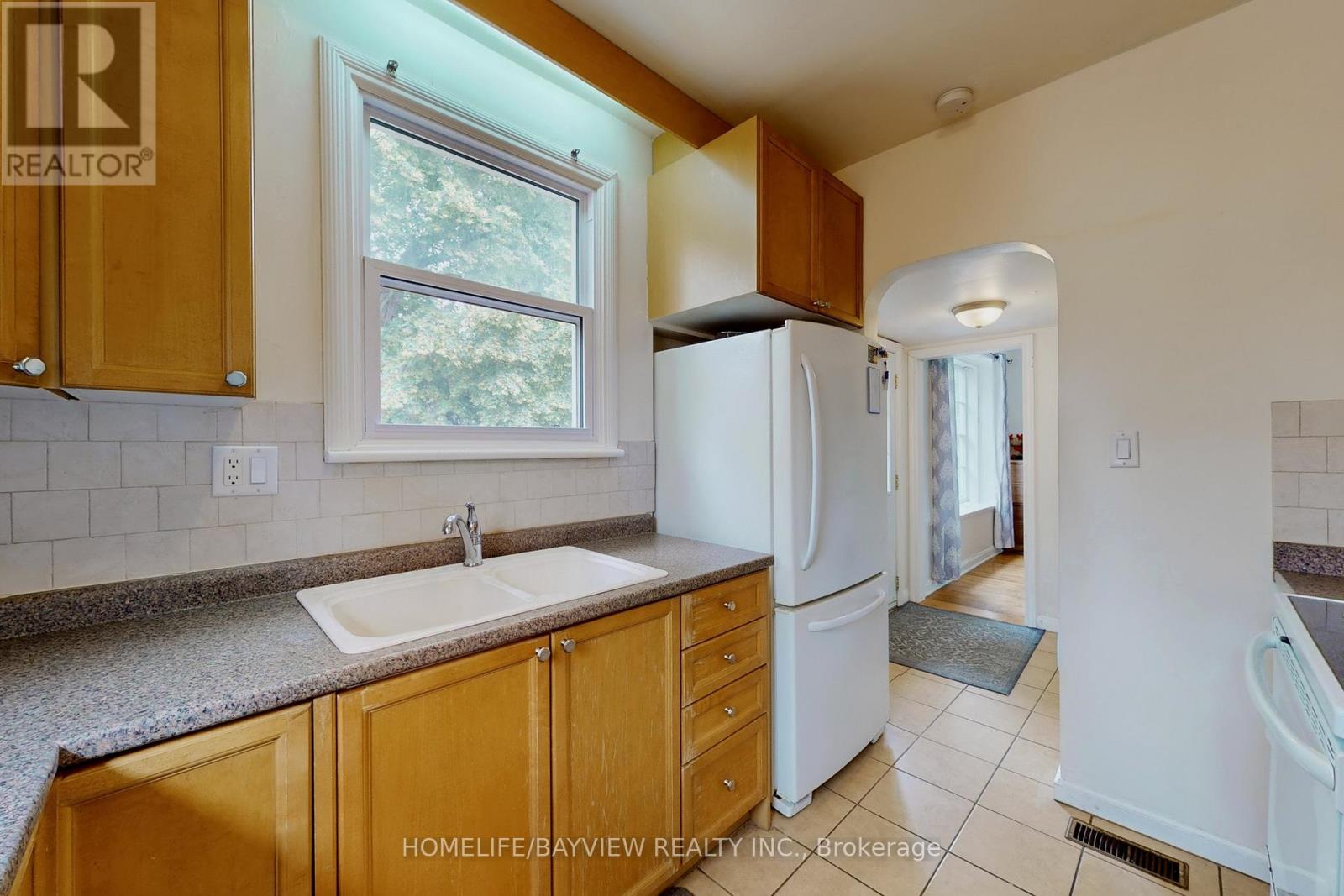 88 Arkell Street, Hamilton, Ontario  L8S 1N7 - Photo 15 - X12890354