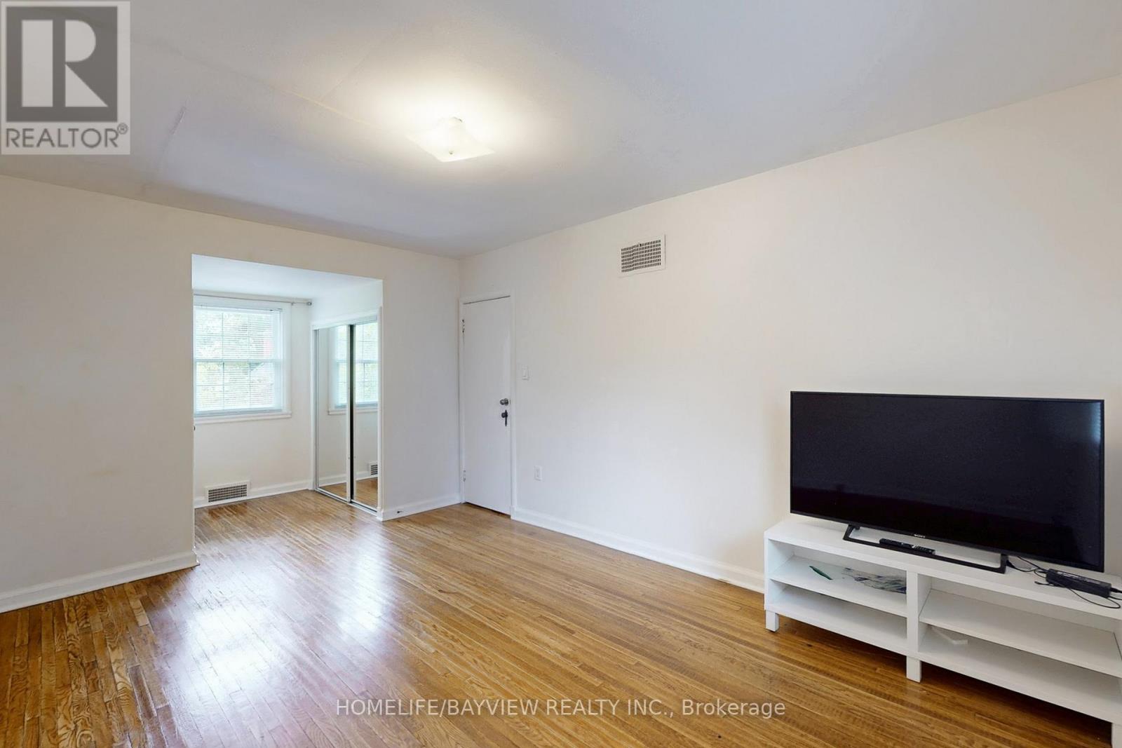 88 Arkell Street, Hamilton, Ontario  L8S 1N7 - Photo 32 - X12890354