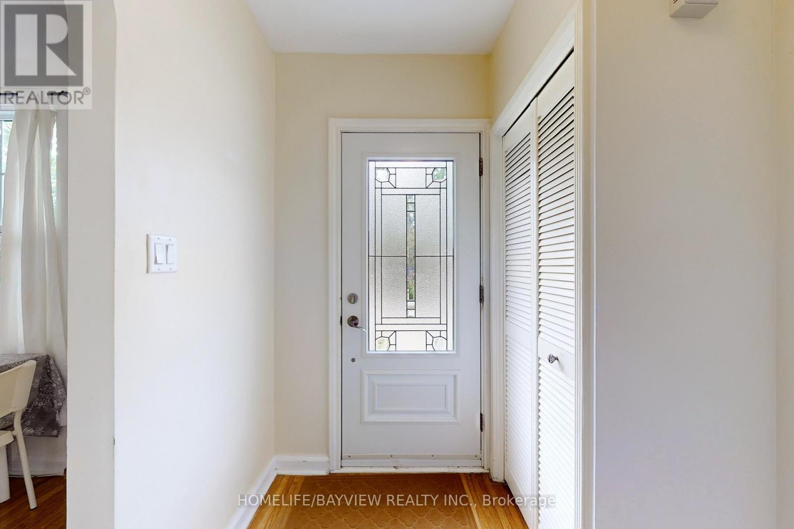 88 Arkell Street, Hamilton, Ontario  L8S 1N7 - Photo 6 - X12890354