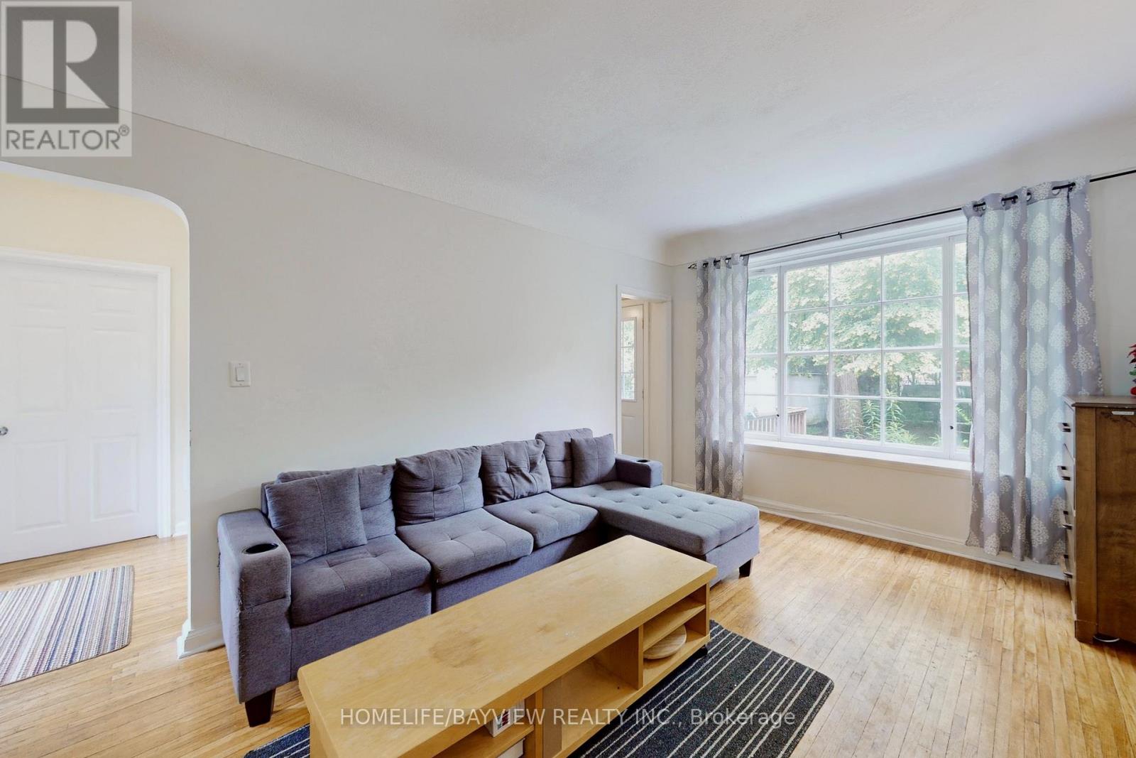 88 Arkell Street, Hamilton, Ontario  L8S 1N7 - Photo 7 - X12890354