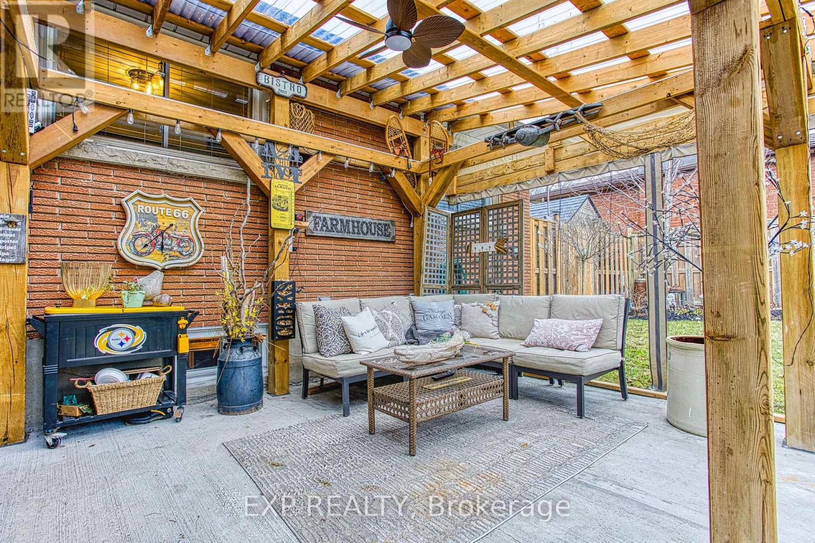 4504 Queensway Gardens, Niagara Falls, Ontario  L2E 6P7 - Photo 41 - X12890366