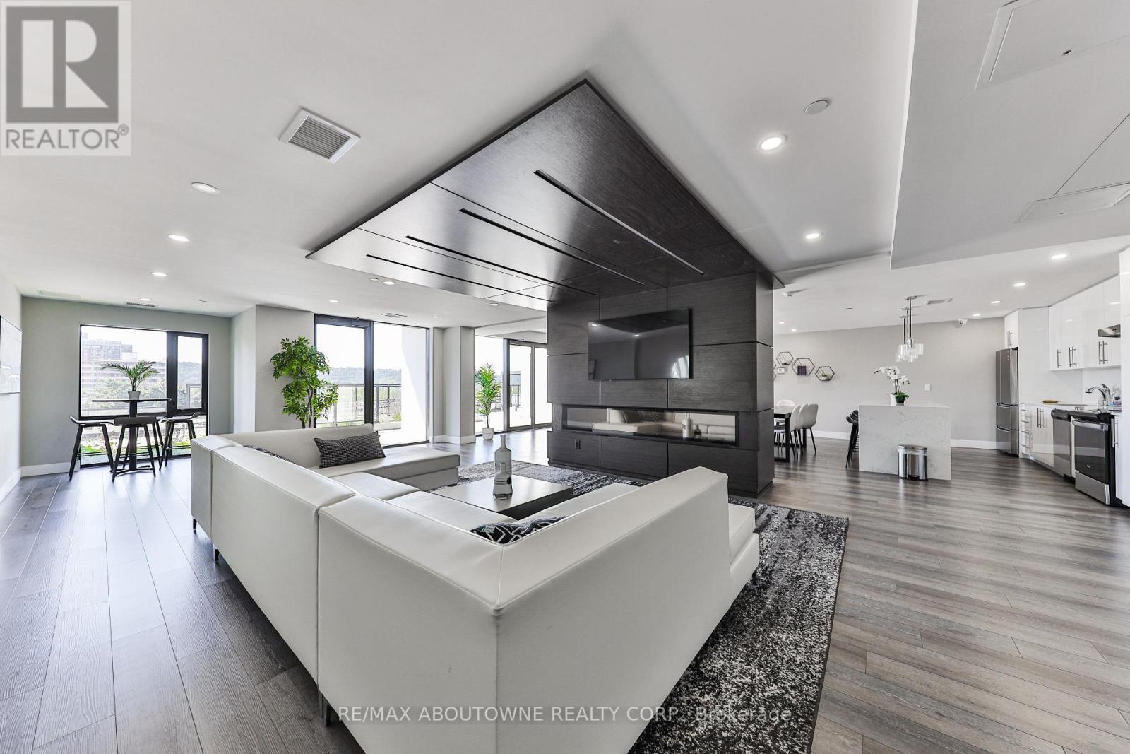 1806 - 15 Queen Street, Hamilton, Ontario  L8P 3R6 - Photo 17 - X12890386