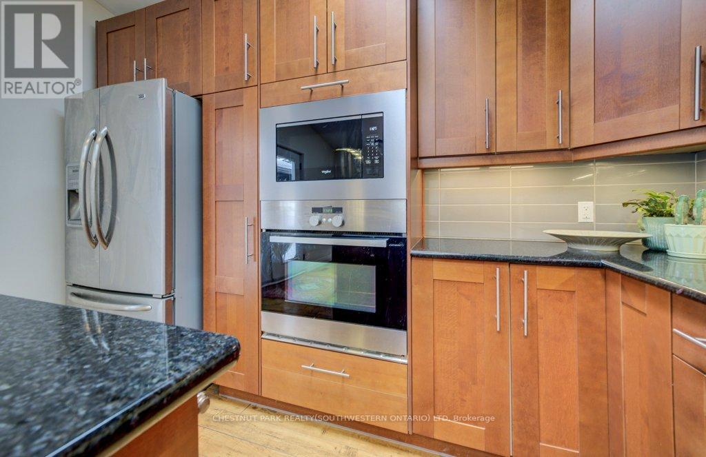 776 Scottsdale Drive, Guelph, Ontario  N1G 3L8 - Photo 14 - X12890540