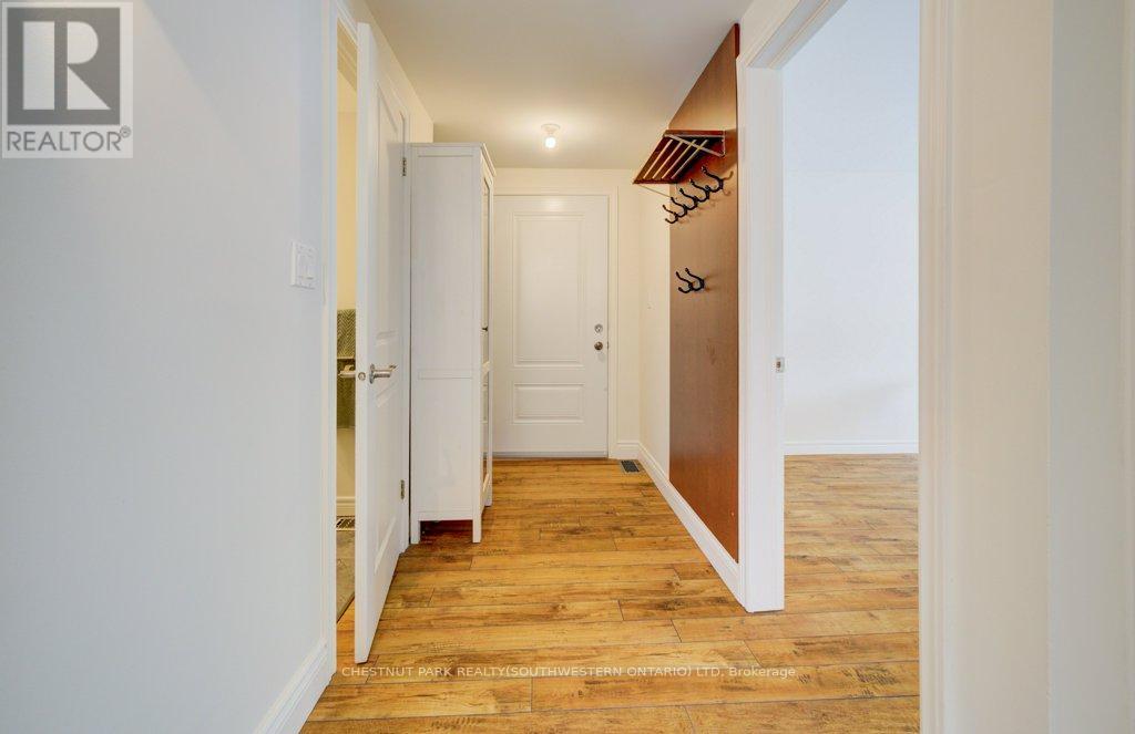 776 Scottsdale Drive, Guelph, Ontario  N1G 3L8 - Photo 15 - X12890540