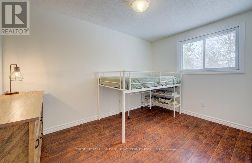 776 Scottsdale Drive, Guelph, Ontario  N1G 3L8 - Photo 24 - X12890540