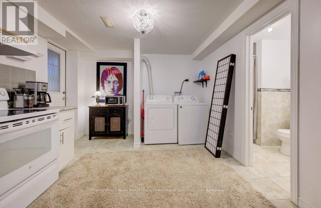 776 Scottsdale Drive, Guelph, Ontario  N1G 3L8 - Photo 34 - X12890540