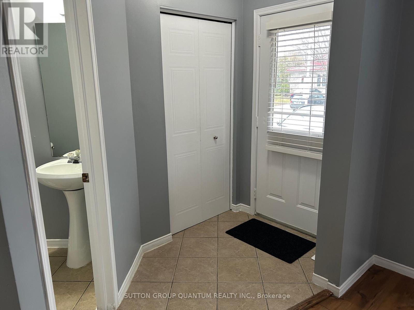 987 Prosperity Court, London East, Ontario  N5V 5C7 - Photo 3 - X12890626