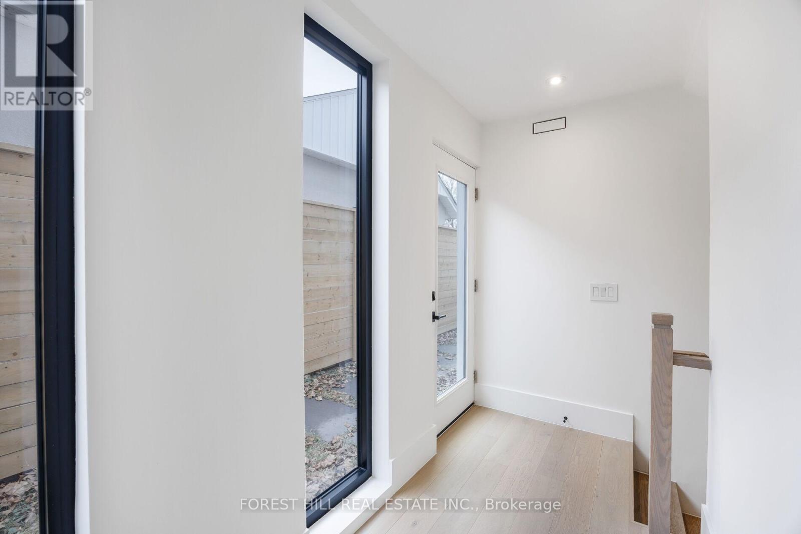 170 Ranee Avenue, Toronto (Englemount-Lawrence), Ontario  M6A 1N5 - Photo 23 - C12793284