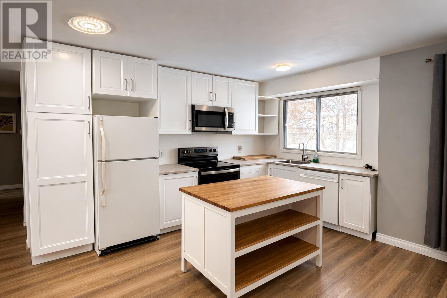 20 Poplar Ave, Ear Falls, Ontario  P0V 1T0 - Photo 4 - TB2600451