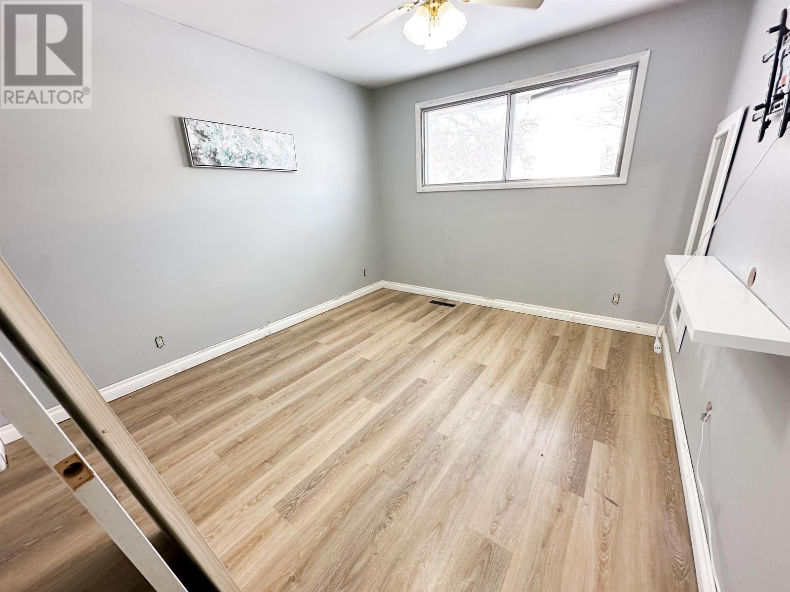 20 Poplar Ave, Ear Falls, Ontario  P0V 1T0 - Photo 9 - TB2600451