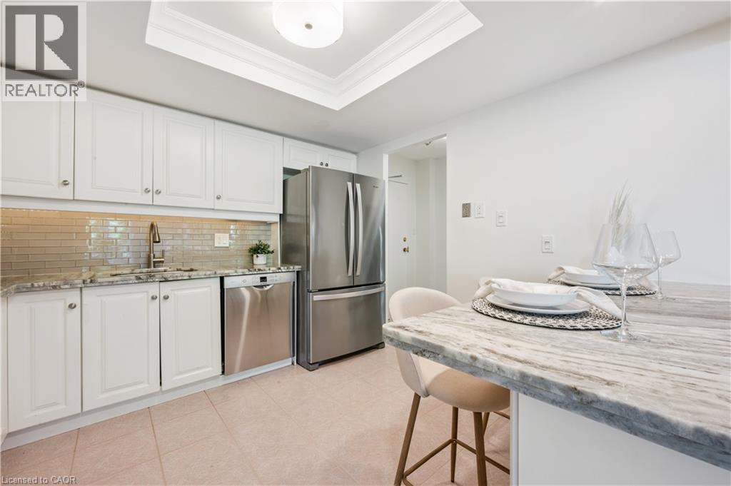 2121 Lakeshore Road Unit# 401, Burlington, Ontario  L7R 1C9 - Photo 14 - 40778619