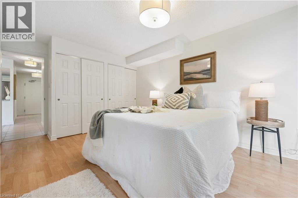 2121 Lakeshore Road Unit# 401, Burlington, Ontario  L7R 1C9 - Photo 21 - 40778619