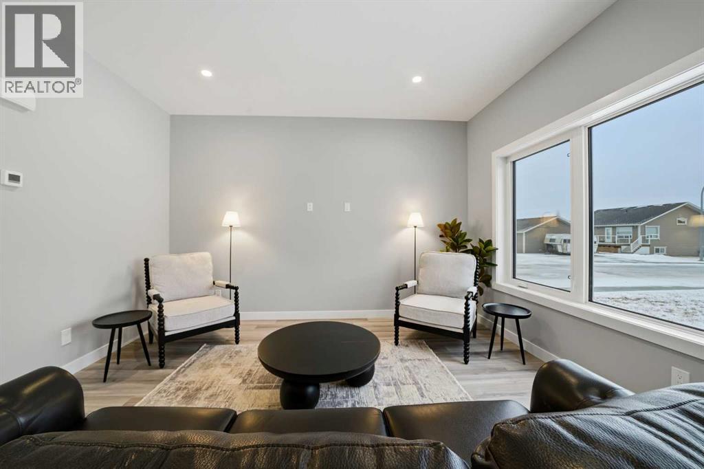 70 Palmer Circle, Blackfalds, Alberta  T0M 0J2 - Photo 8 - A2273755