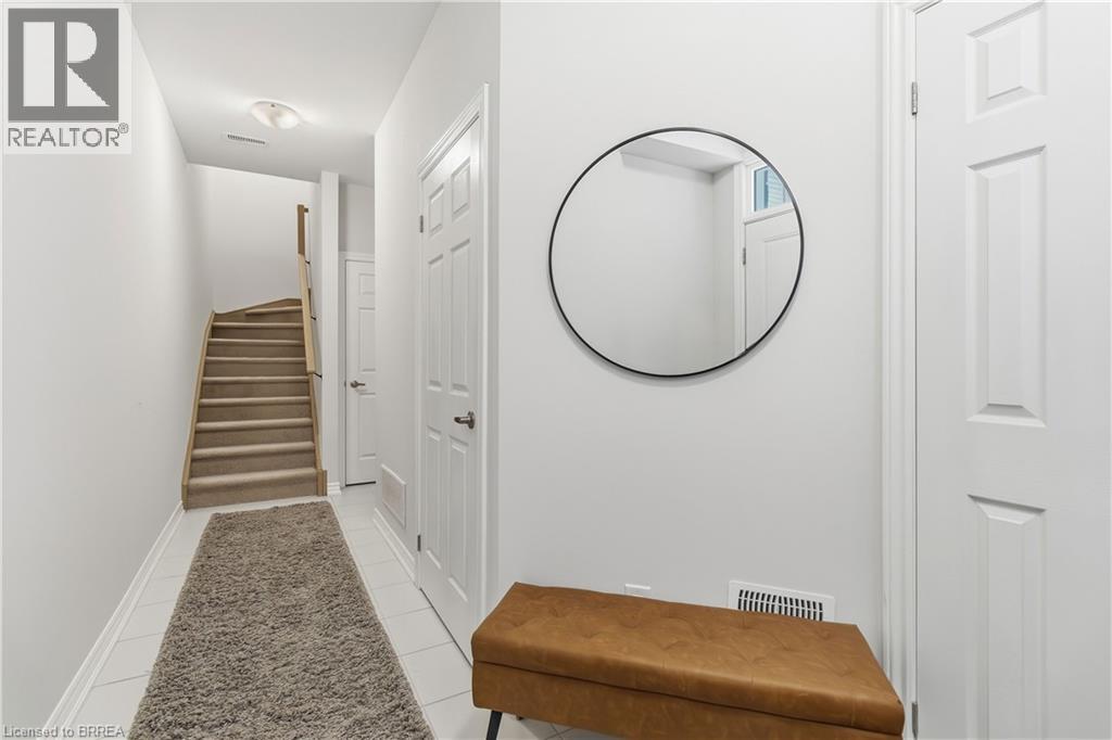 677 Park Road N Unit# 141, Brantford, Ontario  N3R 0C2 - Photo 12 - 40812802