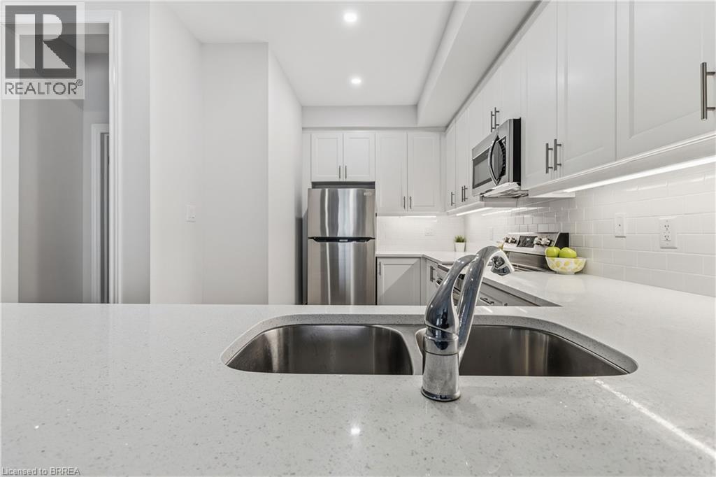 677 Park Road N Unit# 141, Brantford, Ontario  N3R 0C2 - Photo 20 - 40812802