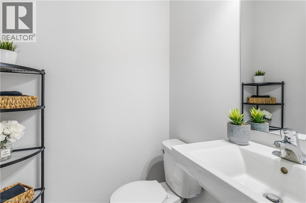 677 Park Road N Unit# 141, Brantford, Ontario  N3R 0C2 - Photo 35 - 40812802