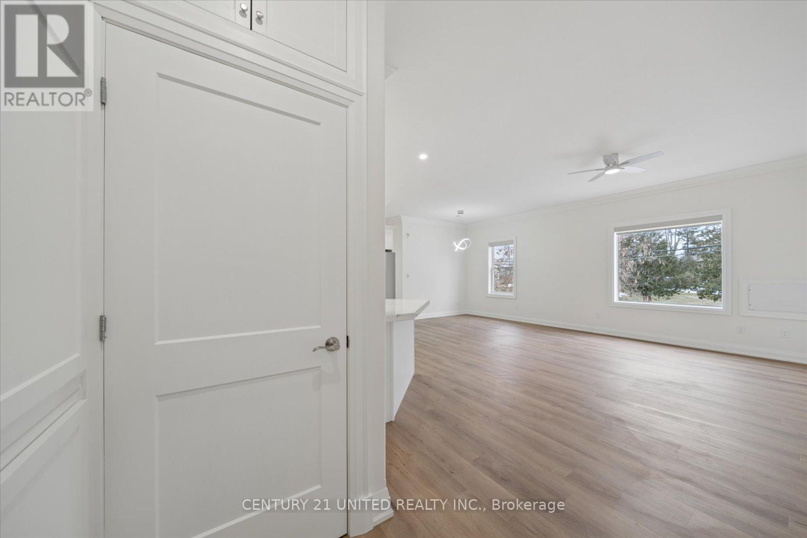 202 - 1027 Willcox Street, Selwyn, Ontario  K0L 1H0 - Photo 6 - X12890580