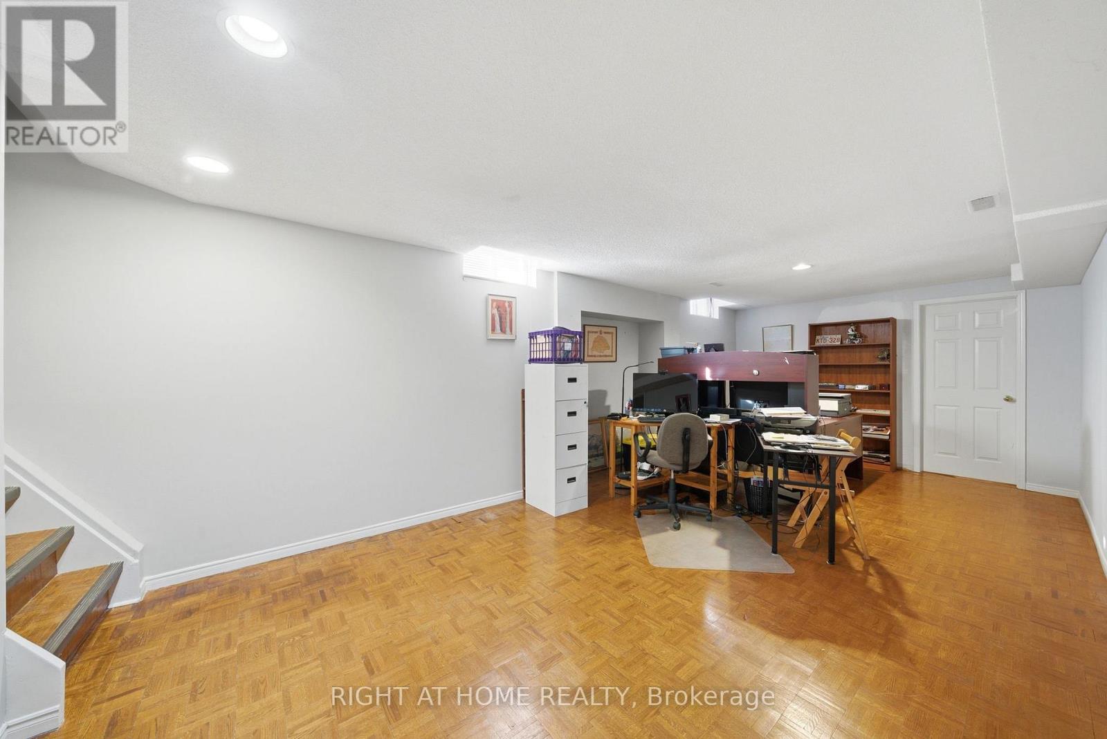 4219 Preston Trail, Mississauga, Ontario  L4W 4R7 - Photo 36 - W12850310