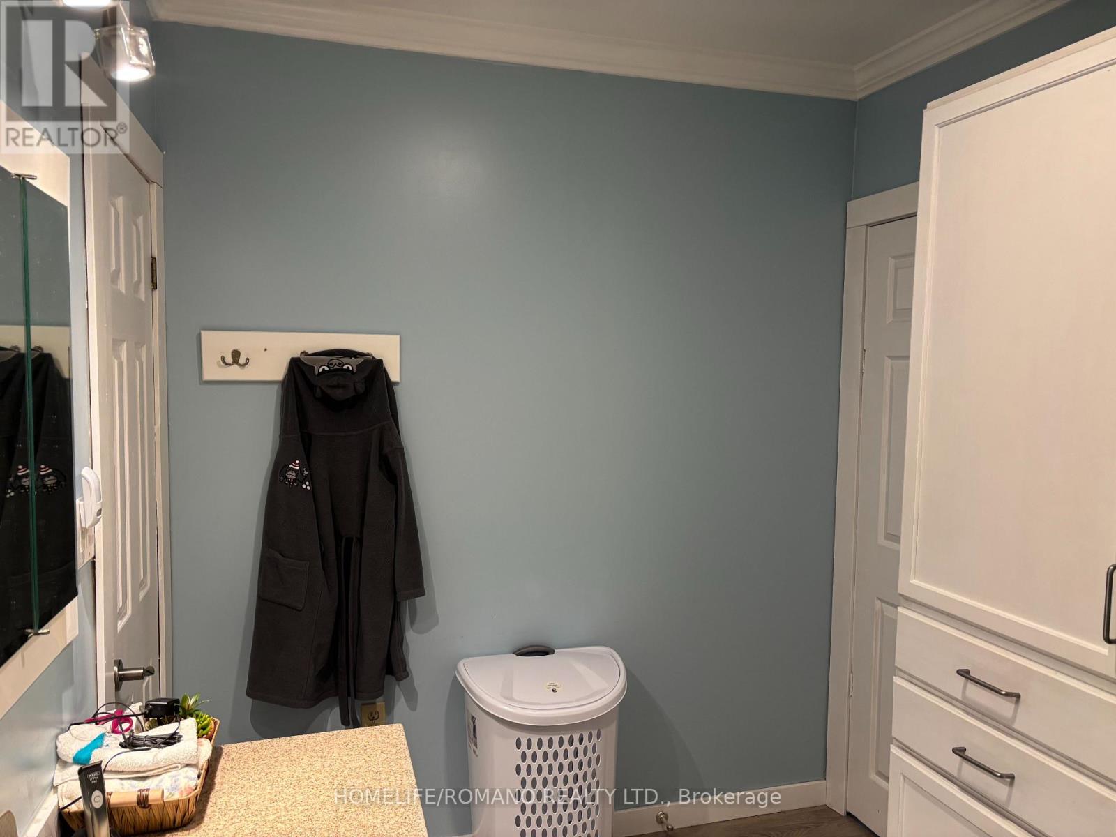 15 Pleasure Street, Kawartha Lakes, Ontario  K0M 1G0 - Photo 20 - X12884276