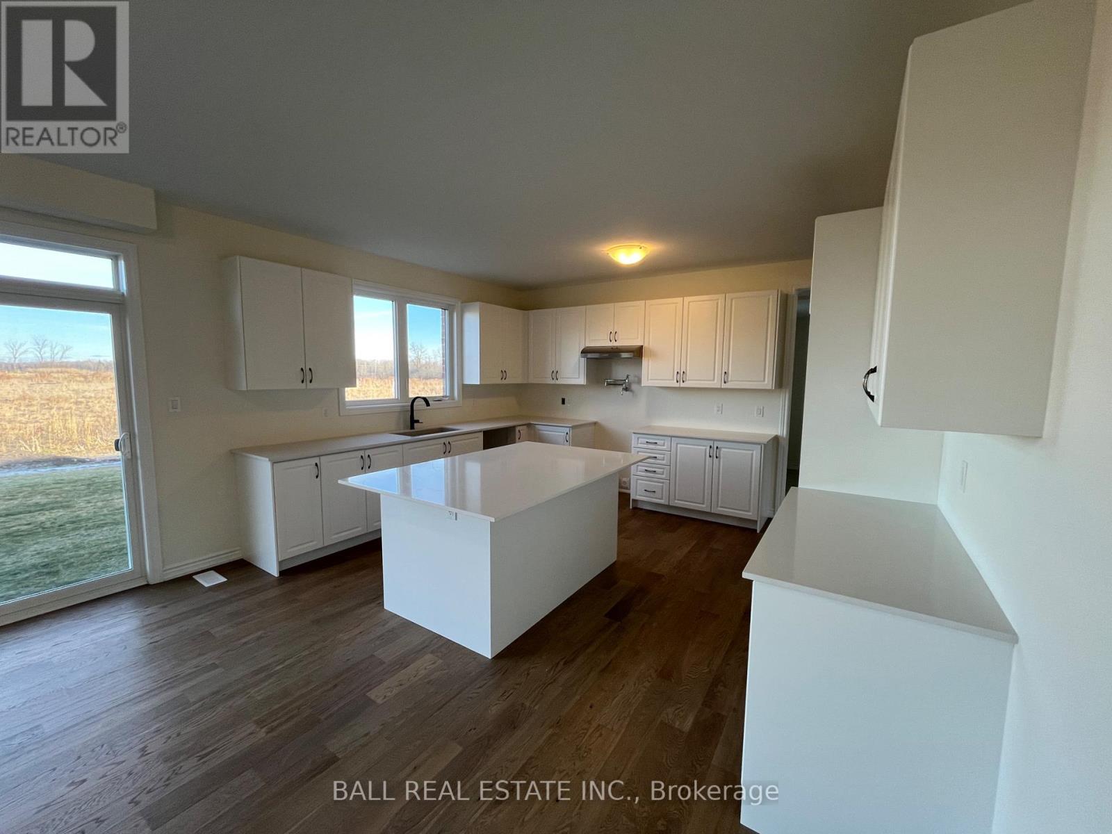 33 - 104 Golden Meadows Drive, Otonabee-South Monaghan, Ontario  K9J 6Y3 - Photo 9 - X12890758