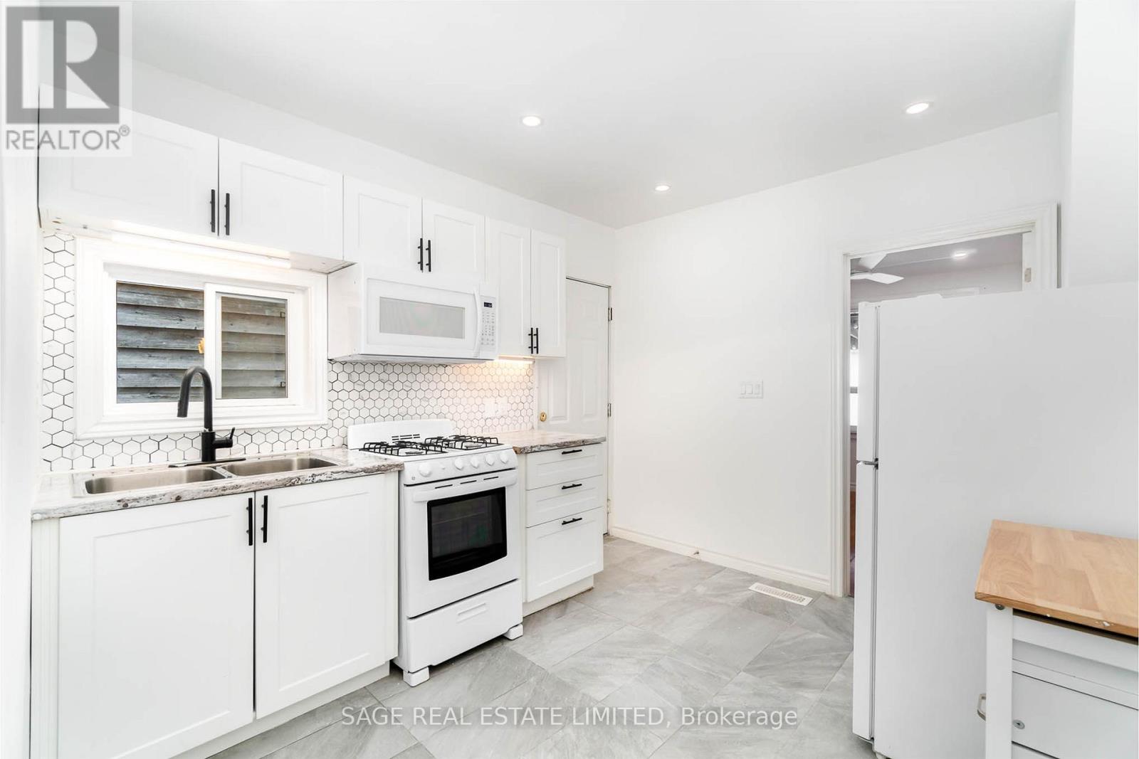 Main - 93 Jersey Avenue, Toronto (Palmerston-Little Italy), Ontario  M6G 3A5 - Photo 4 - C12890684