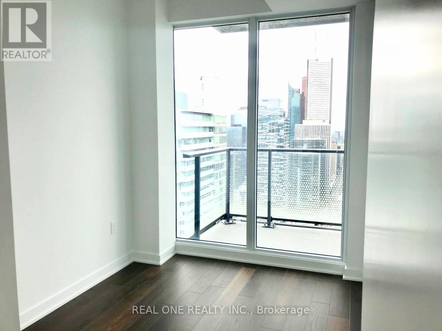 5207 - 125 Blue Jays Way, Toronto (Waterfront Communities), Ontario  M5V 0C4 - Photo 5 - C12890710