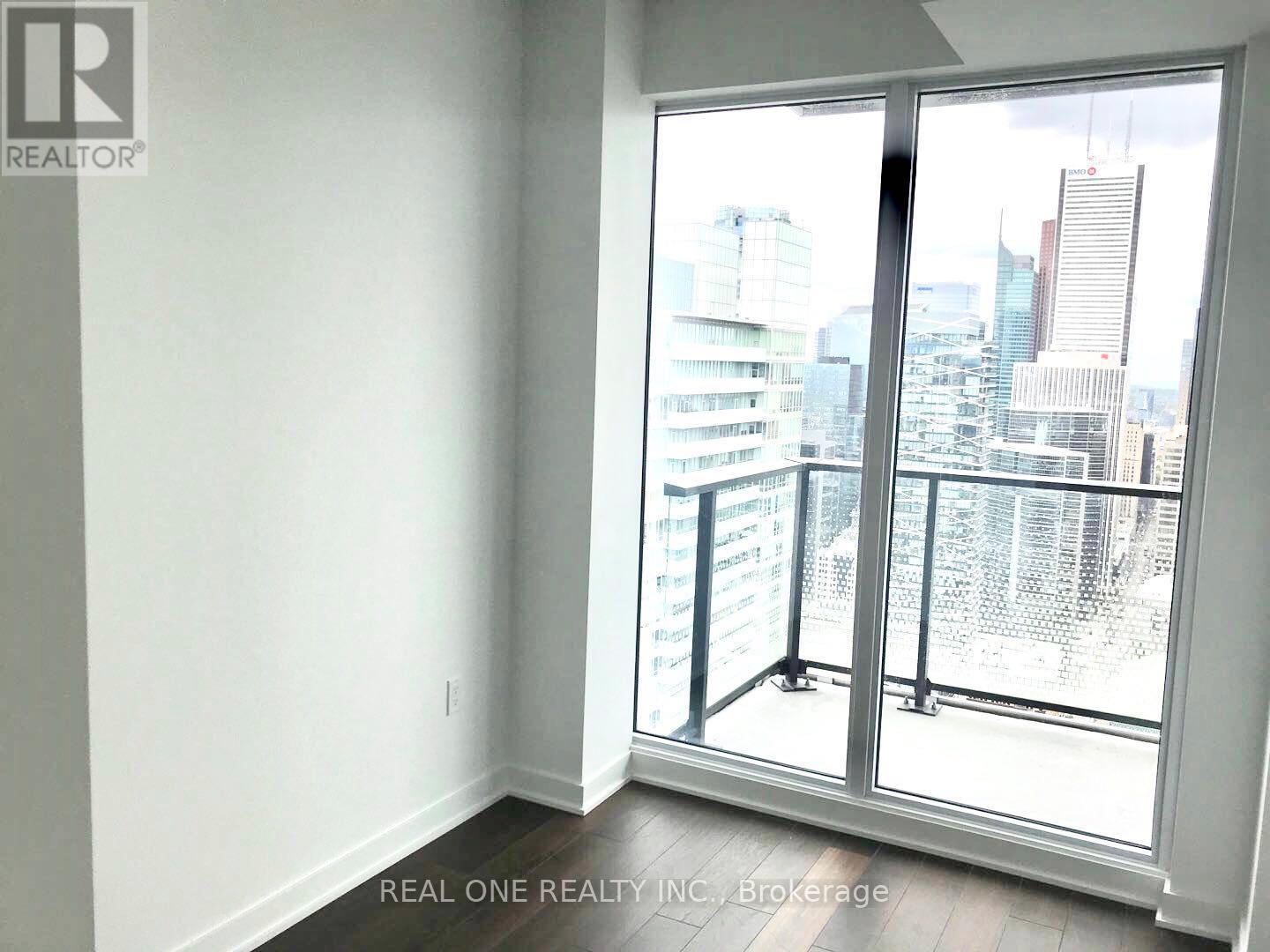 5207 - 125 Blue Jays Way, Toronto (Waterfront Communities), Ontario  M5V 0C4 - Photo 9 - C12890710