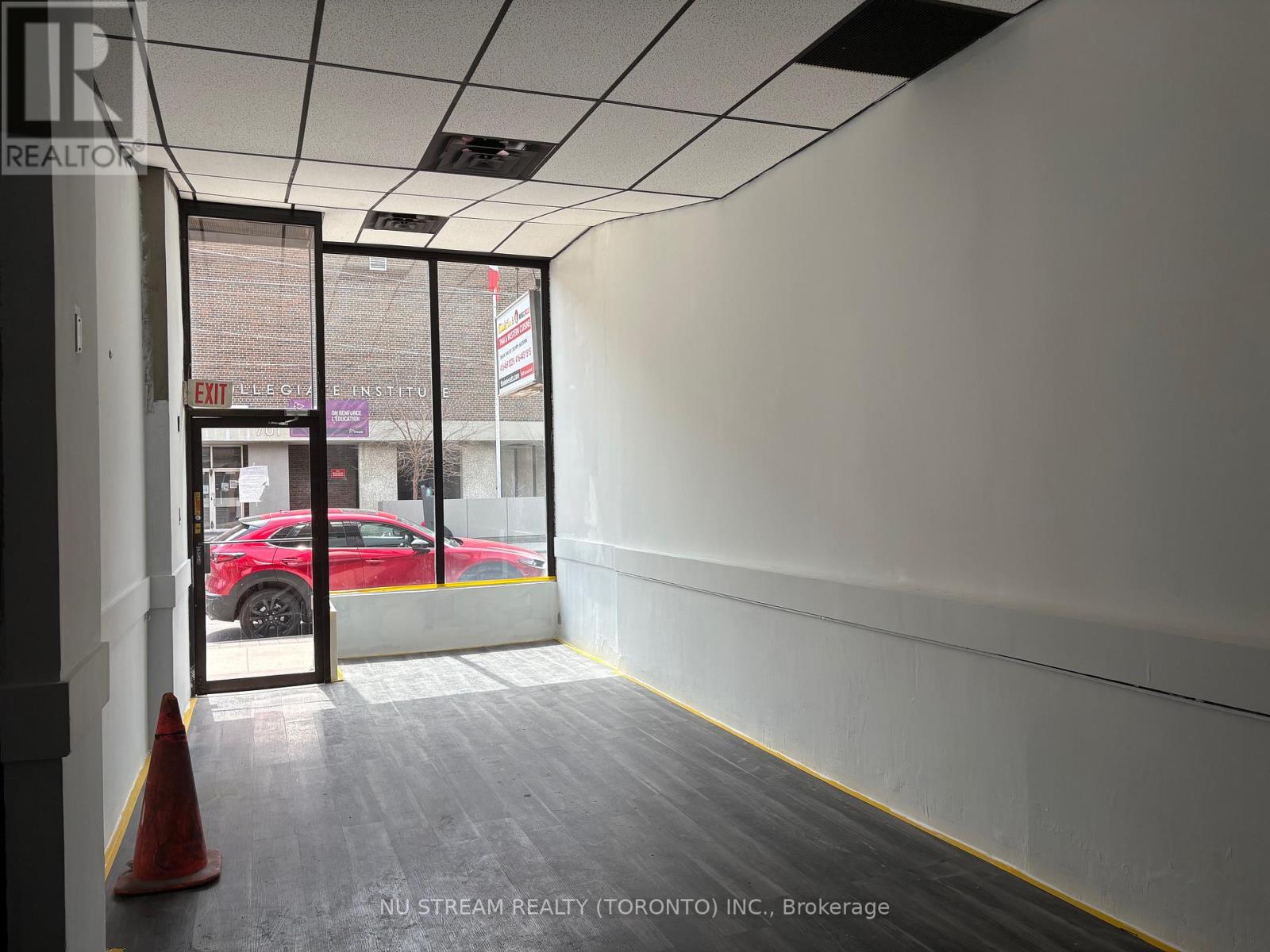 688 Gerrard Street, Toronto (North Riverdale), Ontario  M4M 1Y3 - Photo 3 - E12890690