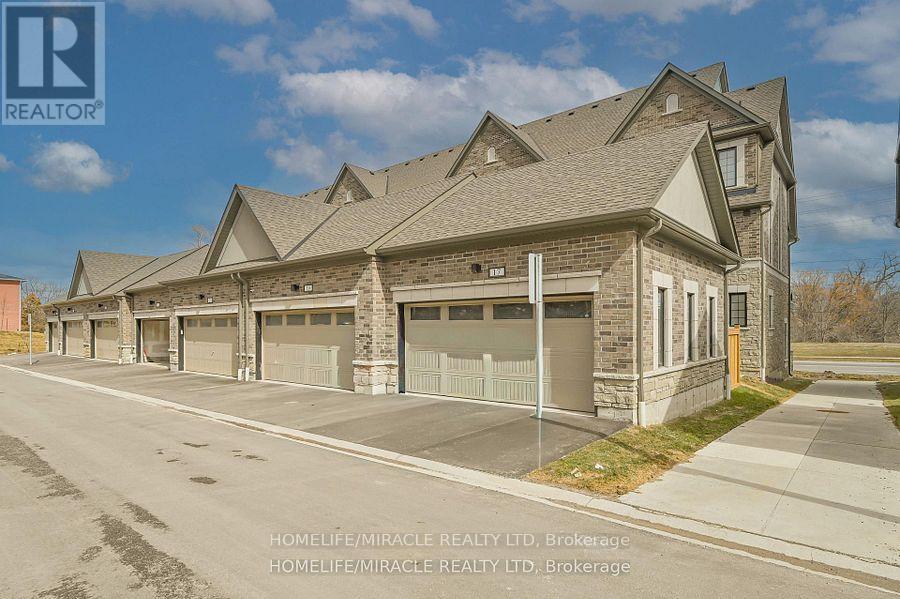 17 Selfridge Way, Whitby, Ontario  L1N 0N9 - Photo 45 - E12890726