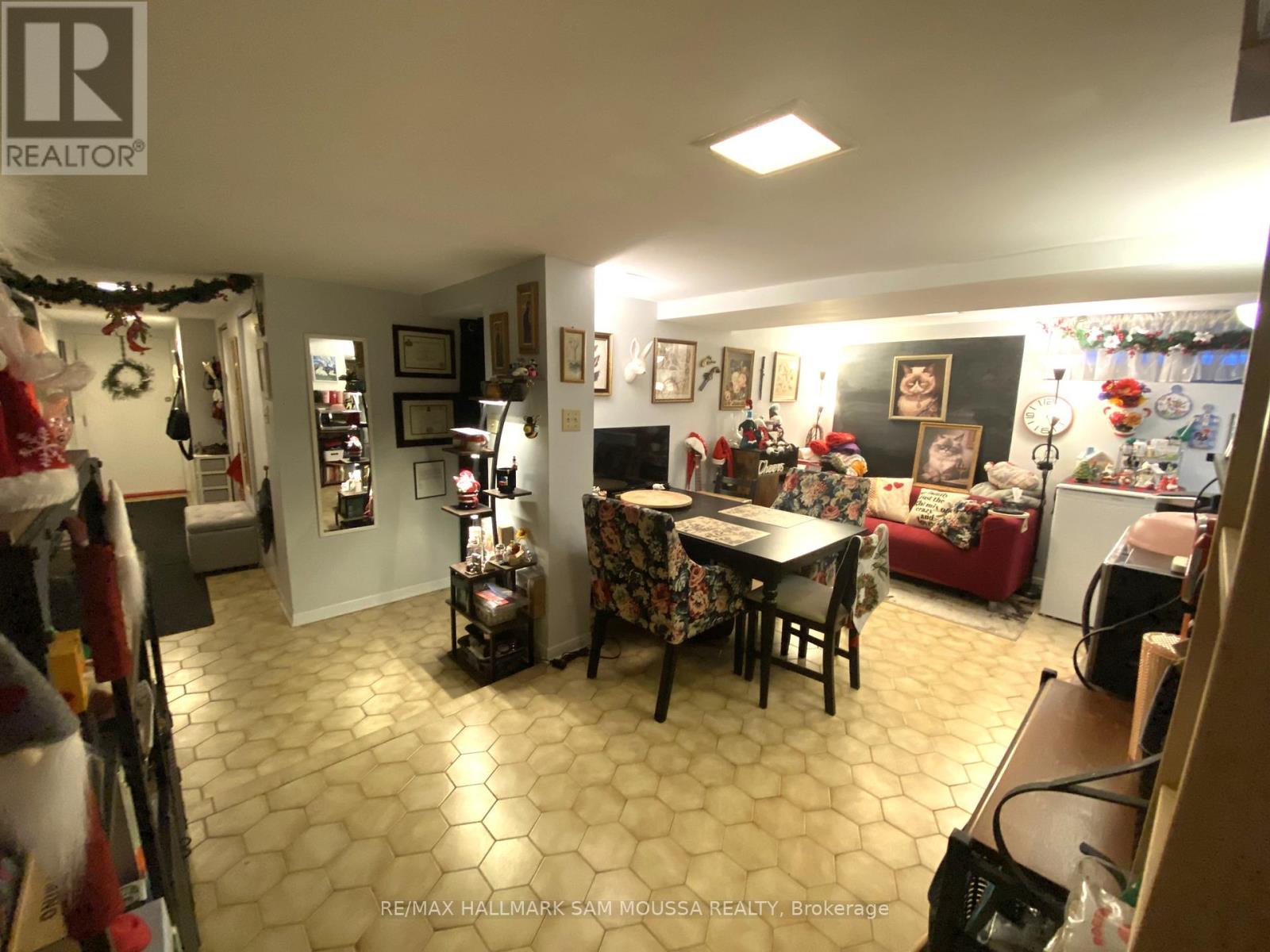 1 - 232 Cooper Street, Ottawa, Ontario  K2P 0G4 - Photo 5 - X12890784