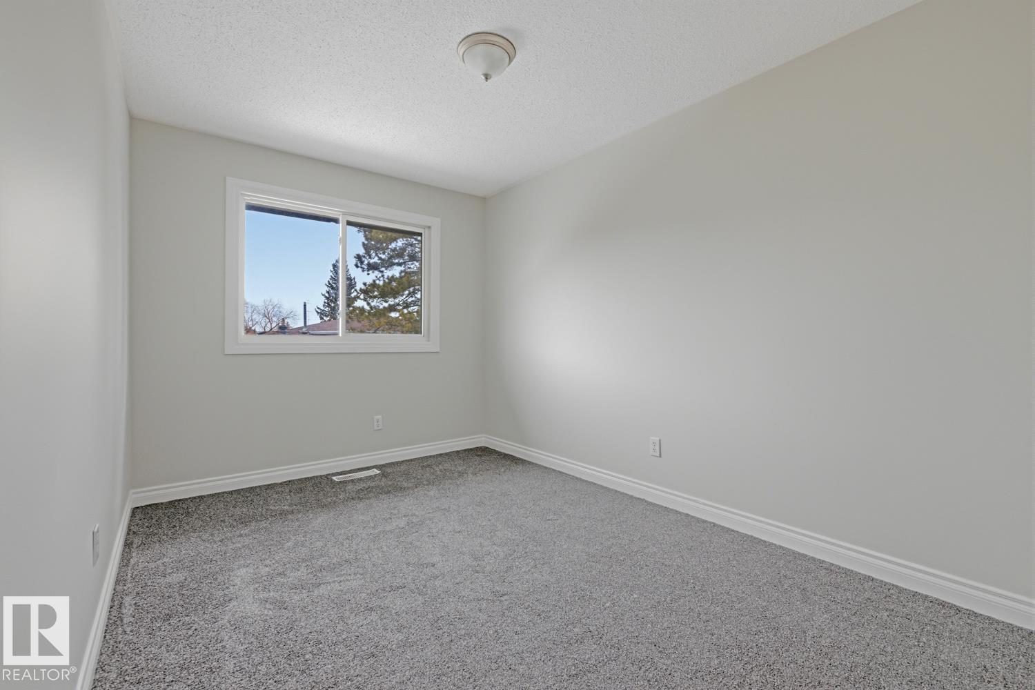 Unknown Address, ,     - Photo 12 - E4477767