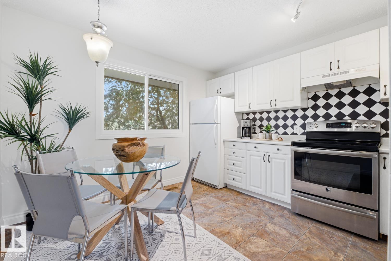 Unknown Address, ,     - Photo 5 - E4477767