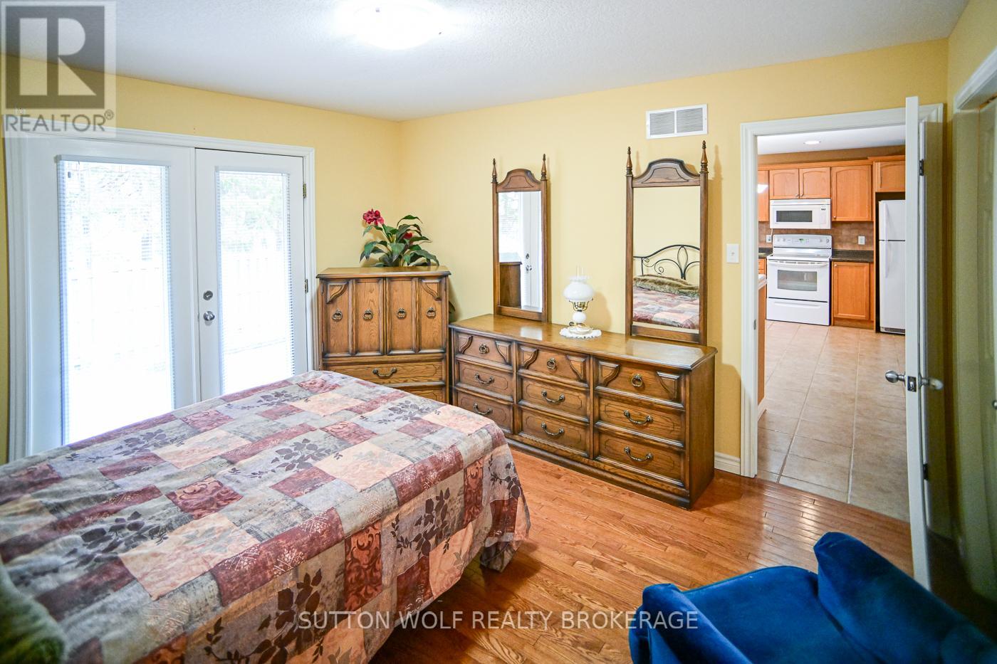 7 - 375 Scott Street E, Strathroy-Caradoc, Ontario  N7G 4G7 - Photo 20 - X12890736