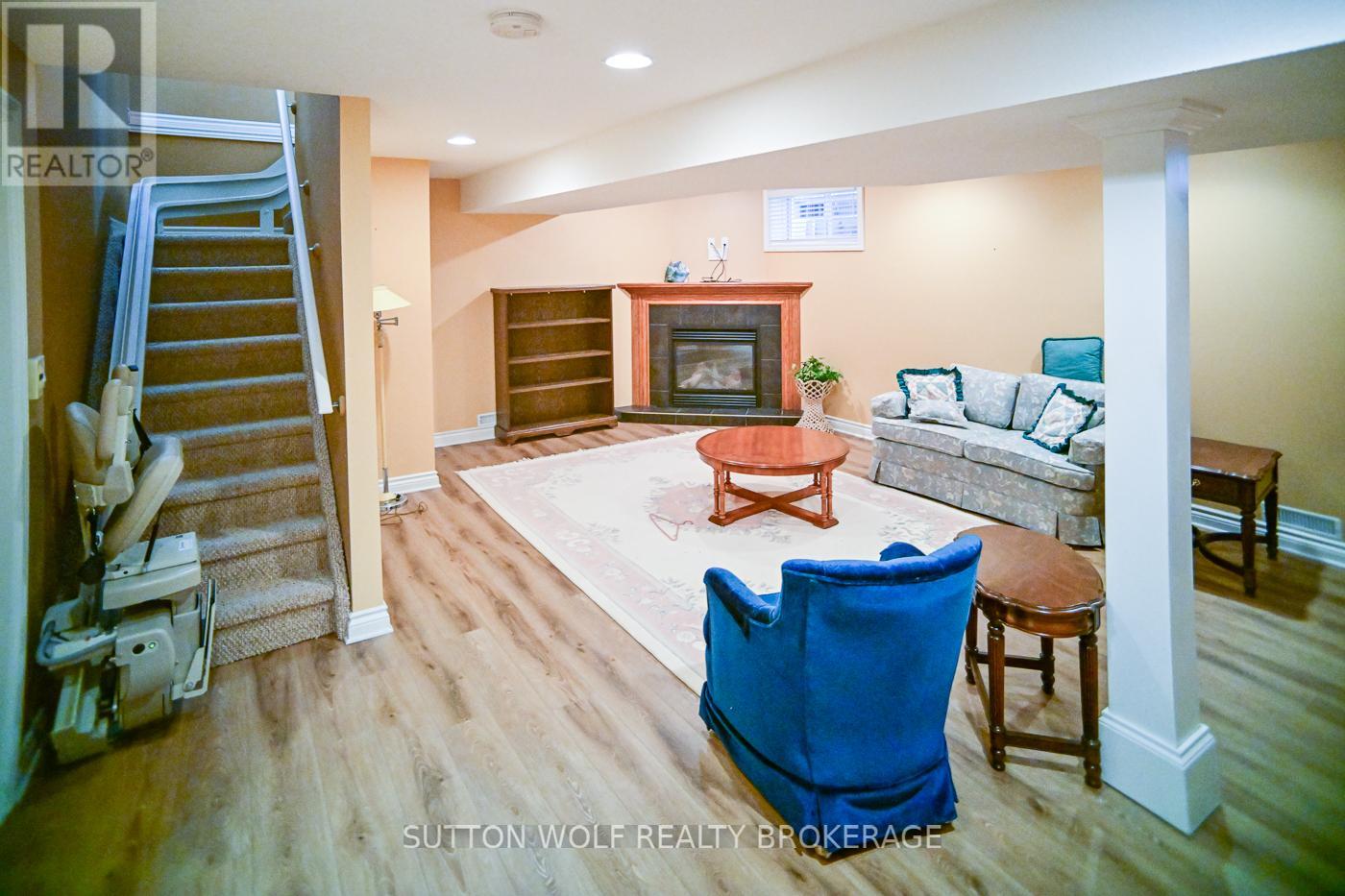 7 - 375 Scott Street E, Strathroy-Caradoc, Ontario  N7G 4G7 - Photo 26 - X12890736