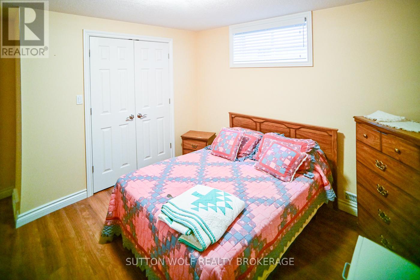 7 - 375 Scott Street E, Strathroy-Caradoc, Ontario  N7G 4G7 - Photo 30 - X12890736