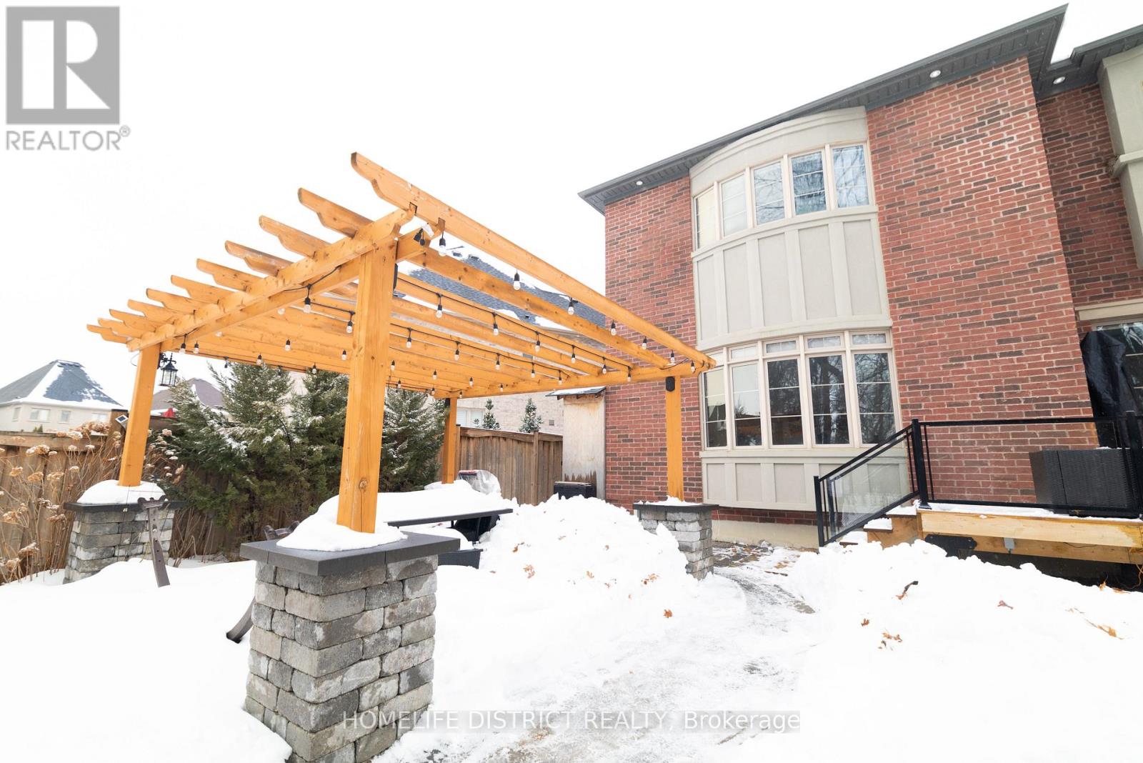 210 Cannes Avenue, Vaughan, Ontario  L4H 3X2 - Photo 44 - N12888244