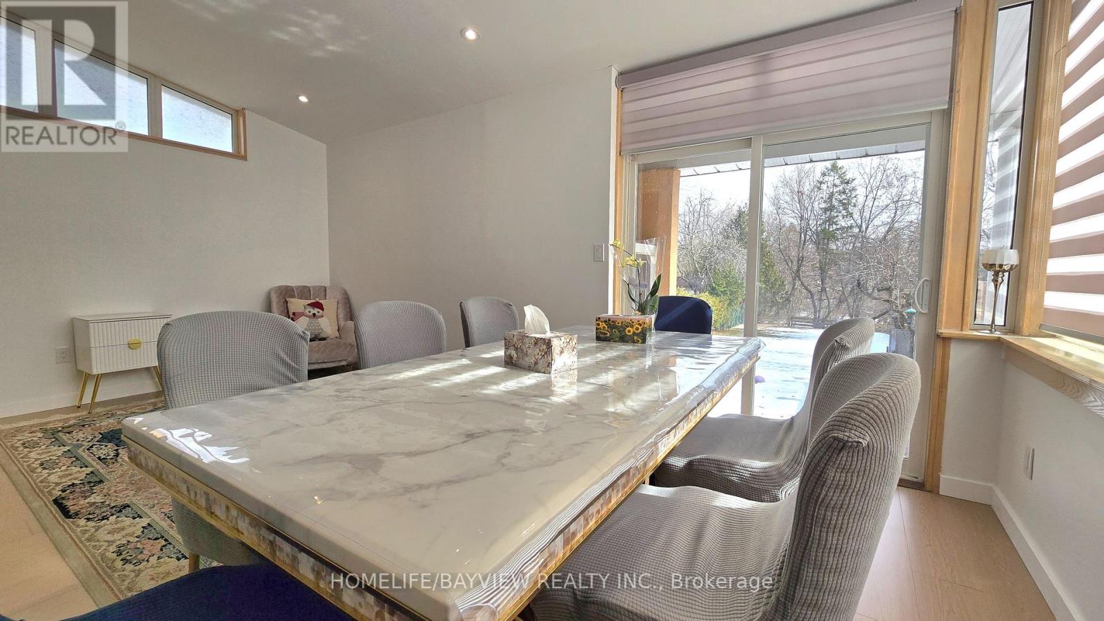 Main & Second Floors - 123 Kersey Crescent, Richmond Hill (North Richvale), Ontario  L4C 5X4 - Photo 7 - N12889936