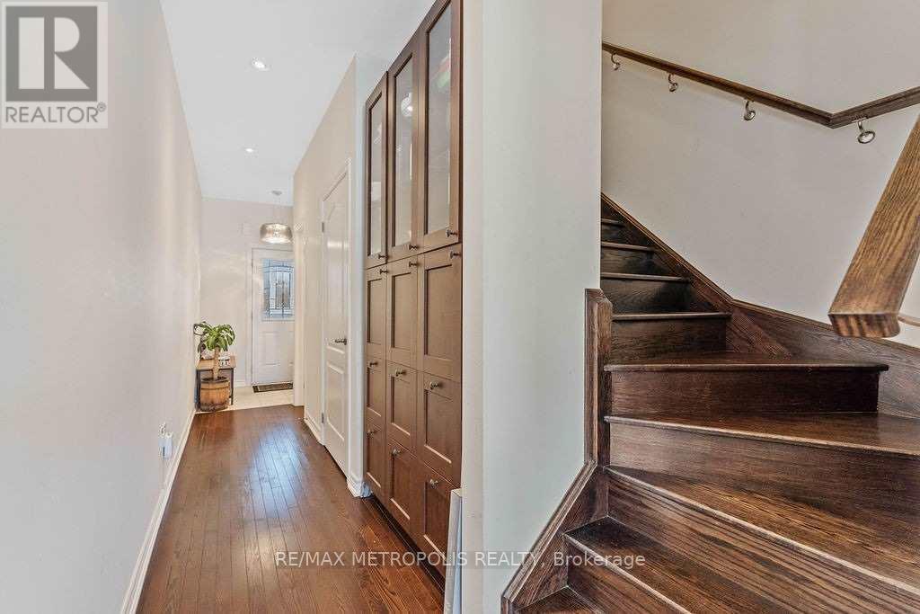 45 Deneb Street, Barrie, Ontario  L4M 0K6 - Photo 6 - S12836988