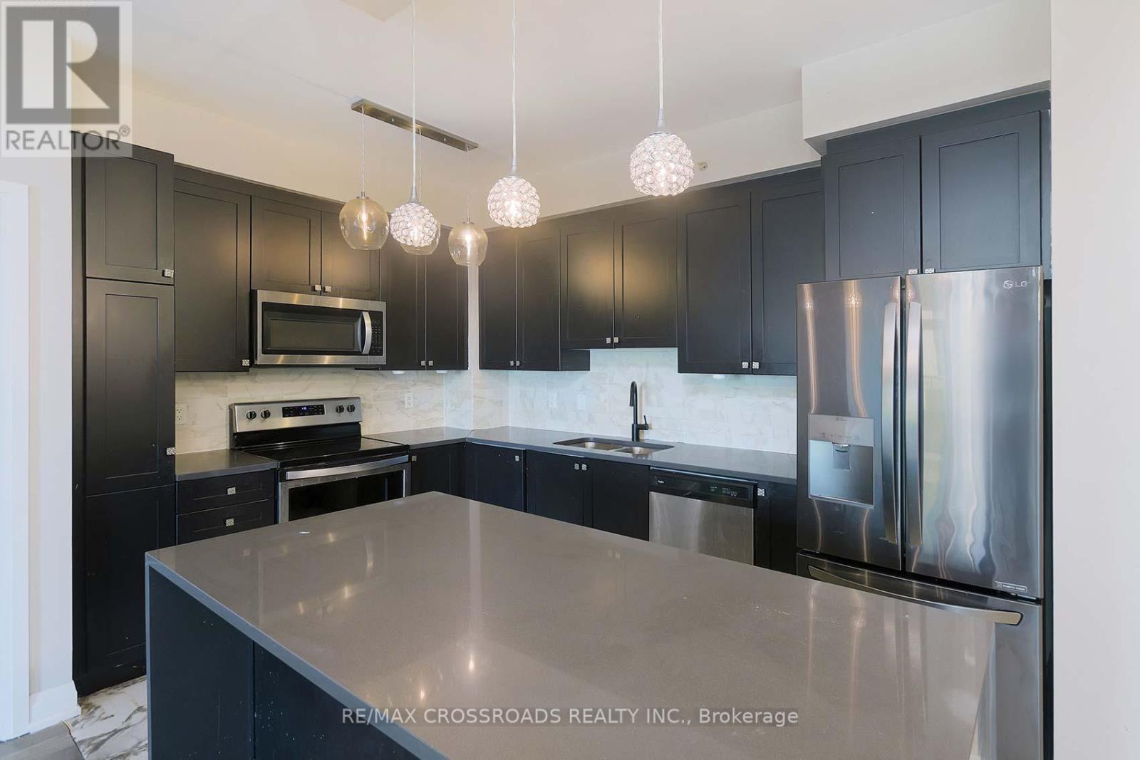 206 - 65 Yorkland Boulevard, Brampton, Ontario  L6P 4M5 - Photo 17 - W12890636